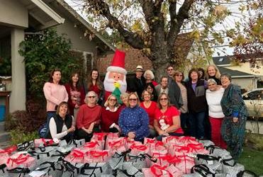 Jeanne Loveland Freiberger & Shirley Lyons – Kindness Grant Recipient